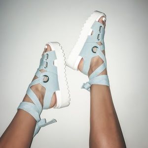 🌼Blue Strappy Lace-up Platform Wedges🌼